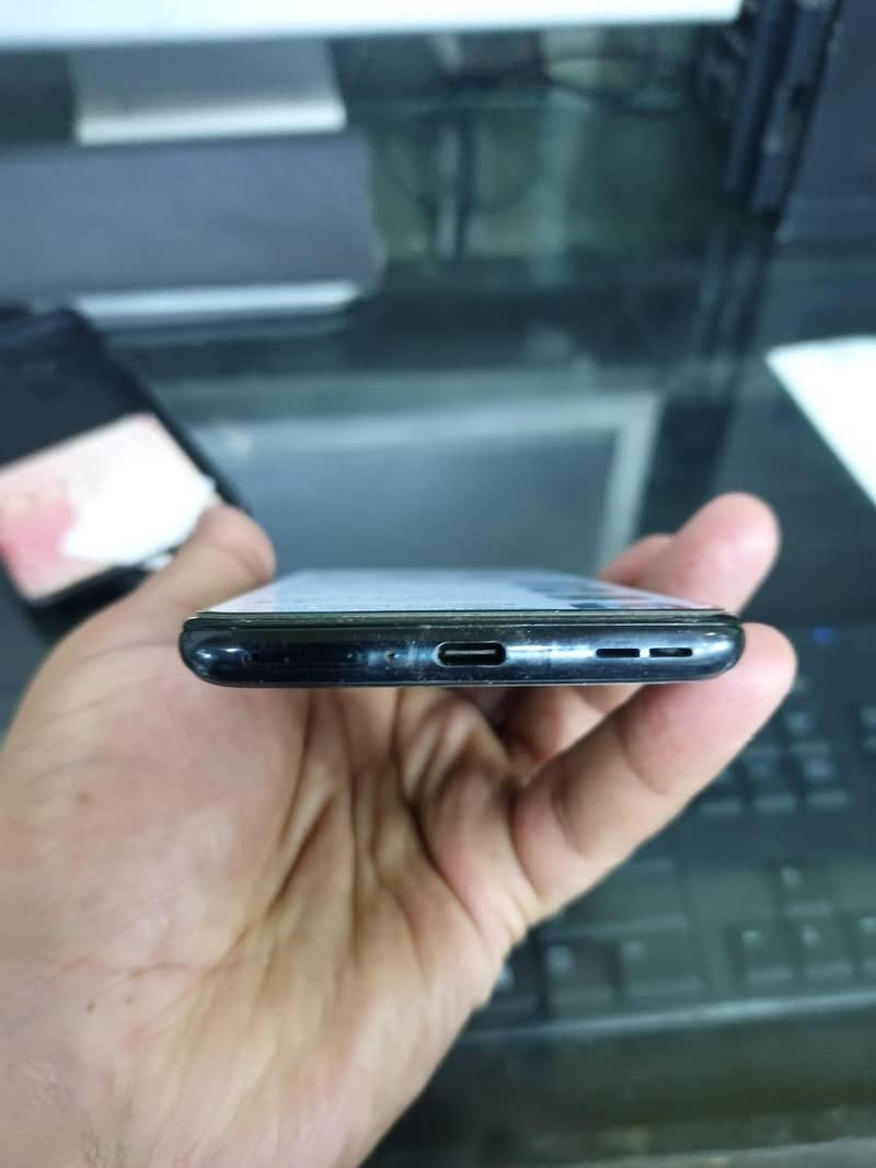 One Plus 9 4
