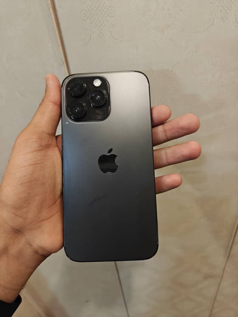 Apple iPhone 14 Pro Max 0