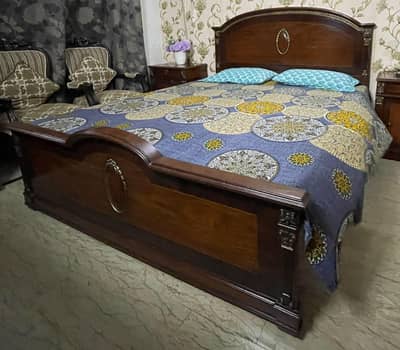talli wood king size bed with mattes side tables dressing table