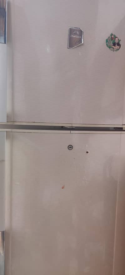 full size fridge ha koi masla nh chylo ha gher ke fridge hai