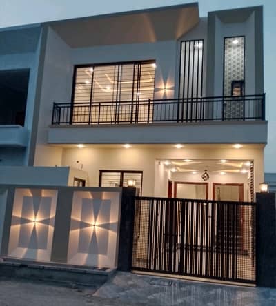 Your Dream Brand New 5 Marla House Is Available In Fatima Avenue