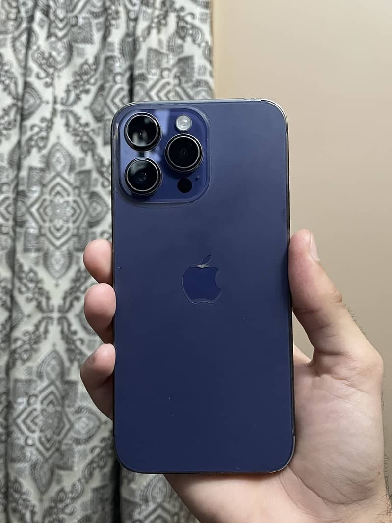 Apple iPhone 14 Pro Max 6