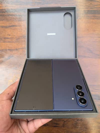 Samsung Mobile Z Fold 7