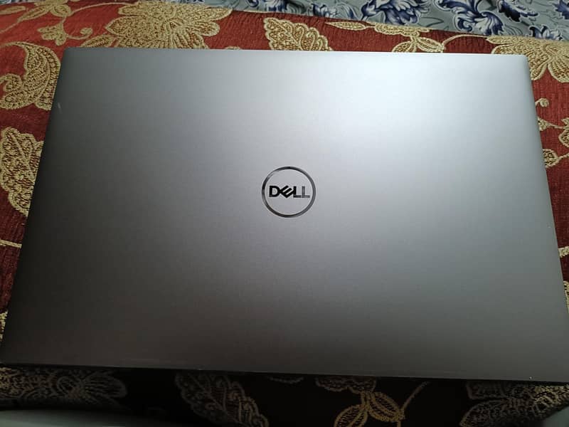 Dell precision 5760 1