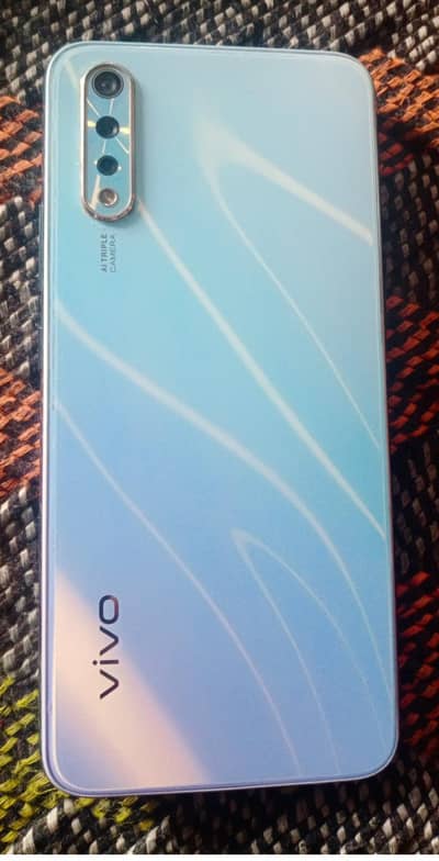 Vivo S1