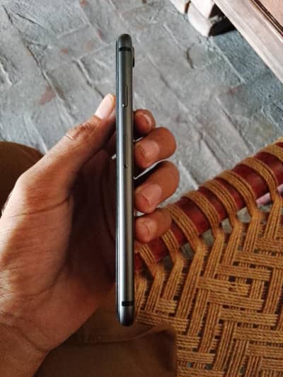 Apple iPhone 8