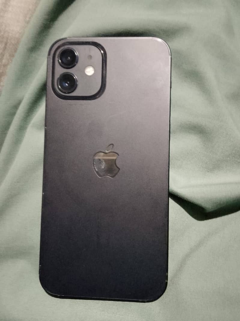 Apple iPhone 12 1