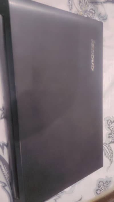 B570e mint condition 9.5/10 , I5 2nd generation