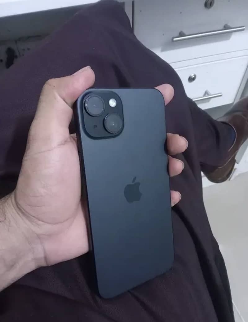 Apple iPhone 15 plus 0