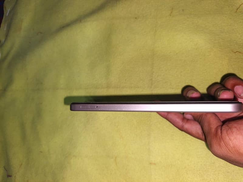 OPPO A6 7