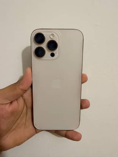 Apple iPhone 16 Pro Max