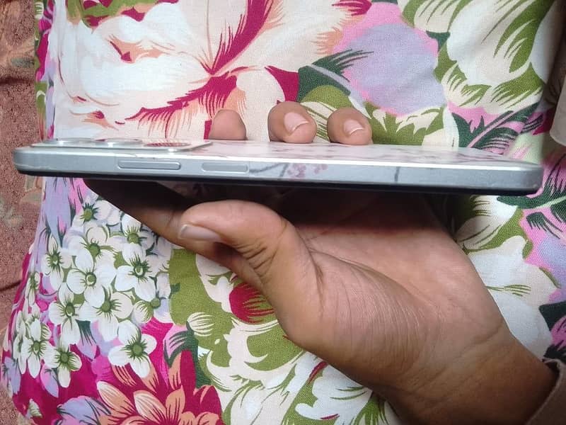 Realme C71 3