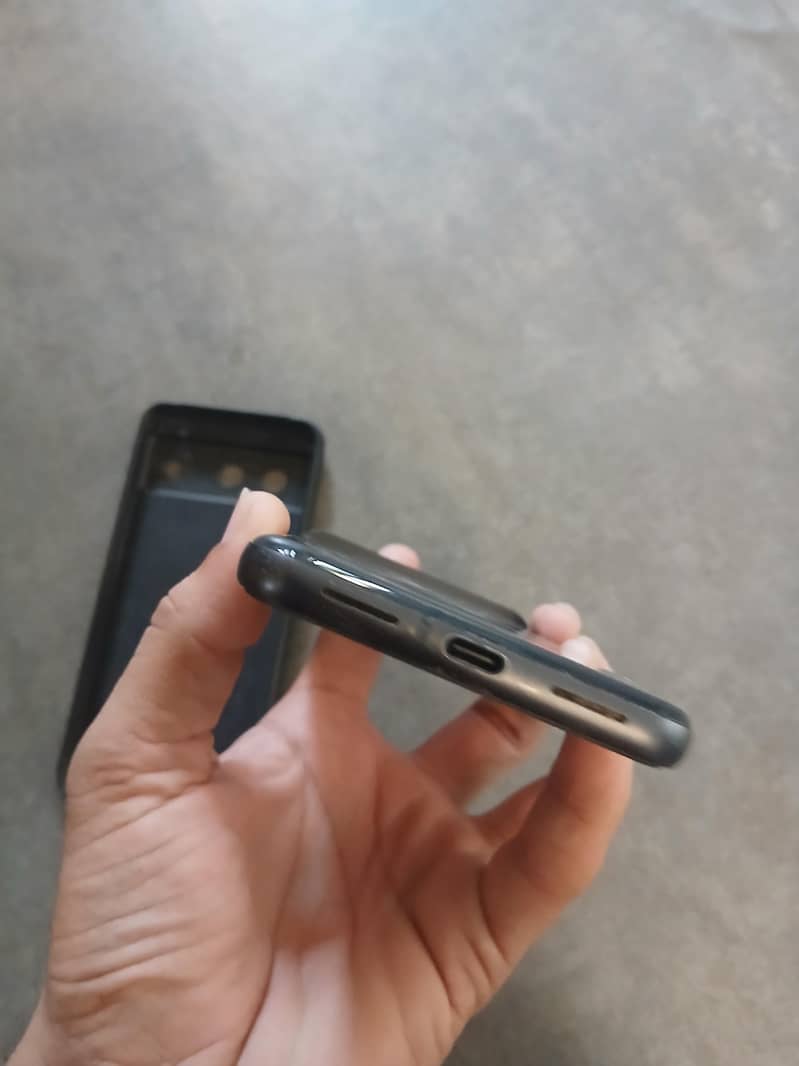 Google Pixel 8 5