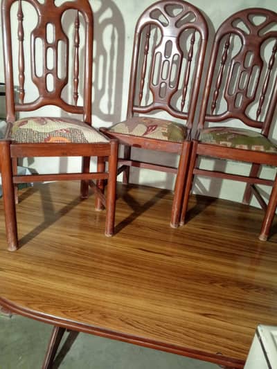 Unused Wooden Table in Excellent Condition for Sale