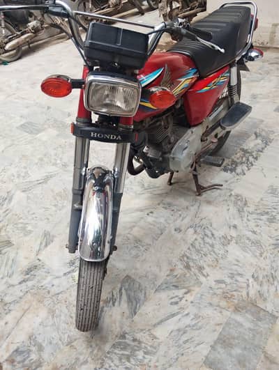 Honda Bike GC 125 for sale only WhatsApp number/03/20/320/66/09(