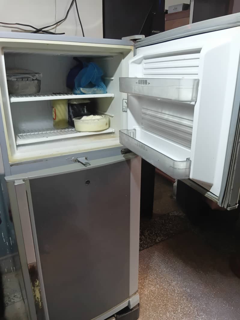 Fridge 0