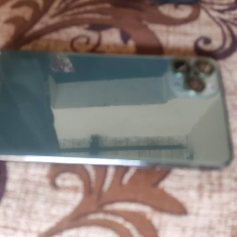 Apple iPhone 11 Pro Max 4