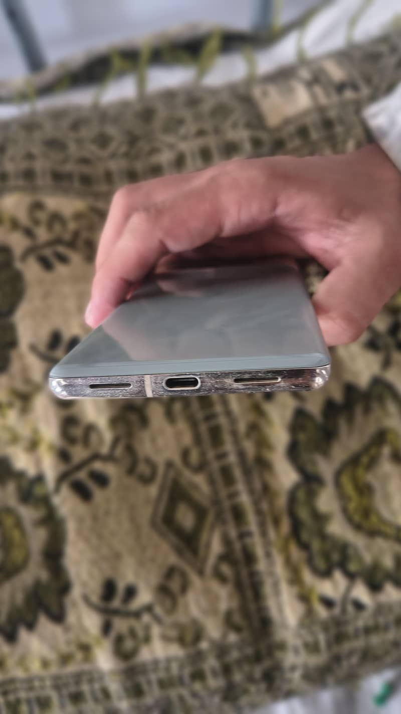 Google Pixel 7 Pro 4