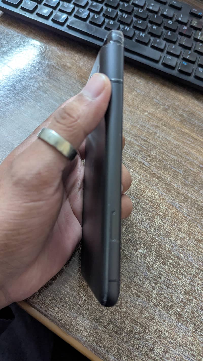 Google Pixel 8 5