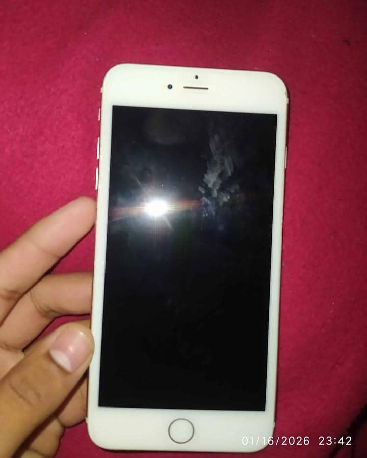 Apple iPhone 6S Plus 4