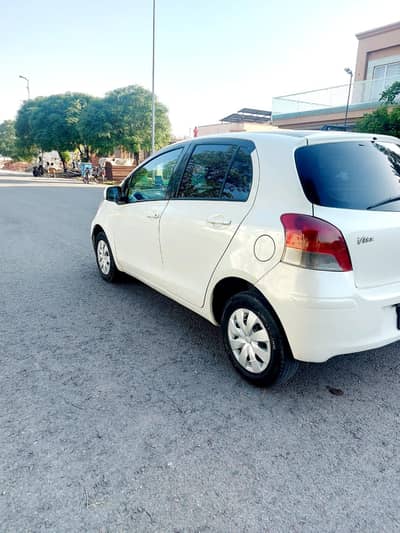 Toyota Vitz 2007/13 1000cc Good Condition Family Use