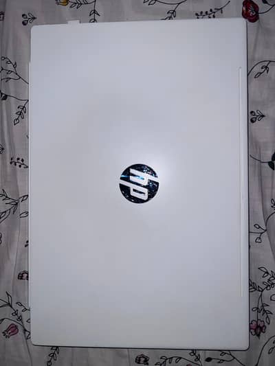 HP pavallion core i7 10th gen 2gb ram