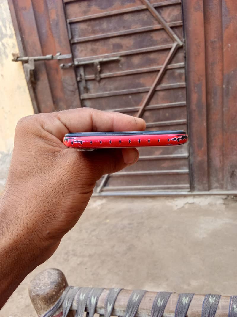 Realme C3 12