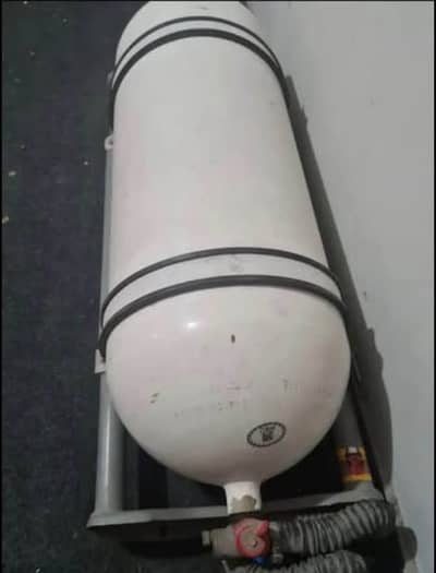 CNG KIT COMPANY FITTED