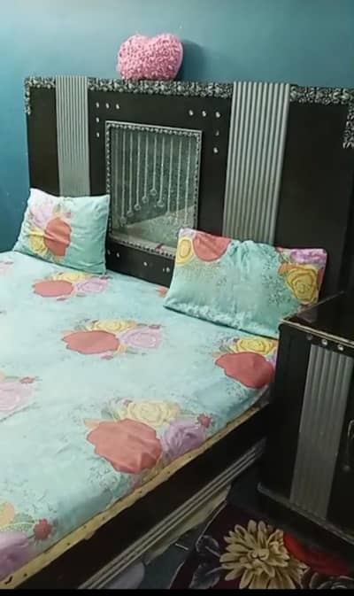 king size wooden bed without matress good condition Hyderabad