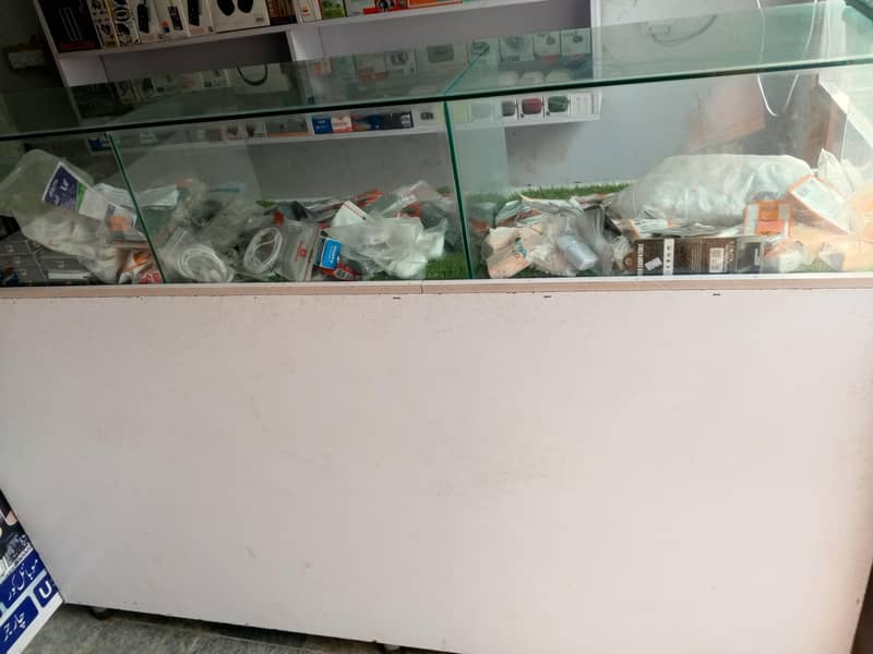 mobile Shop 8