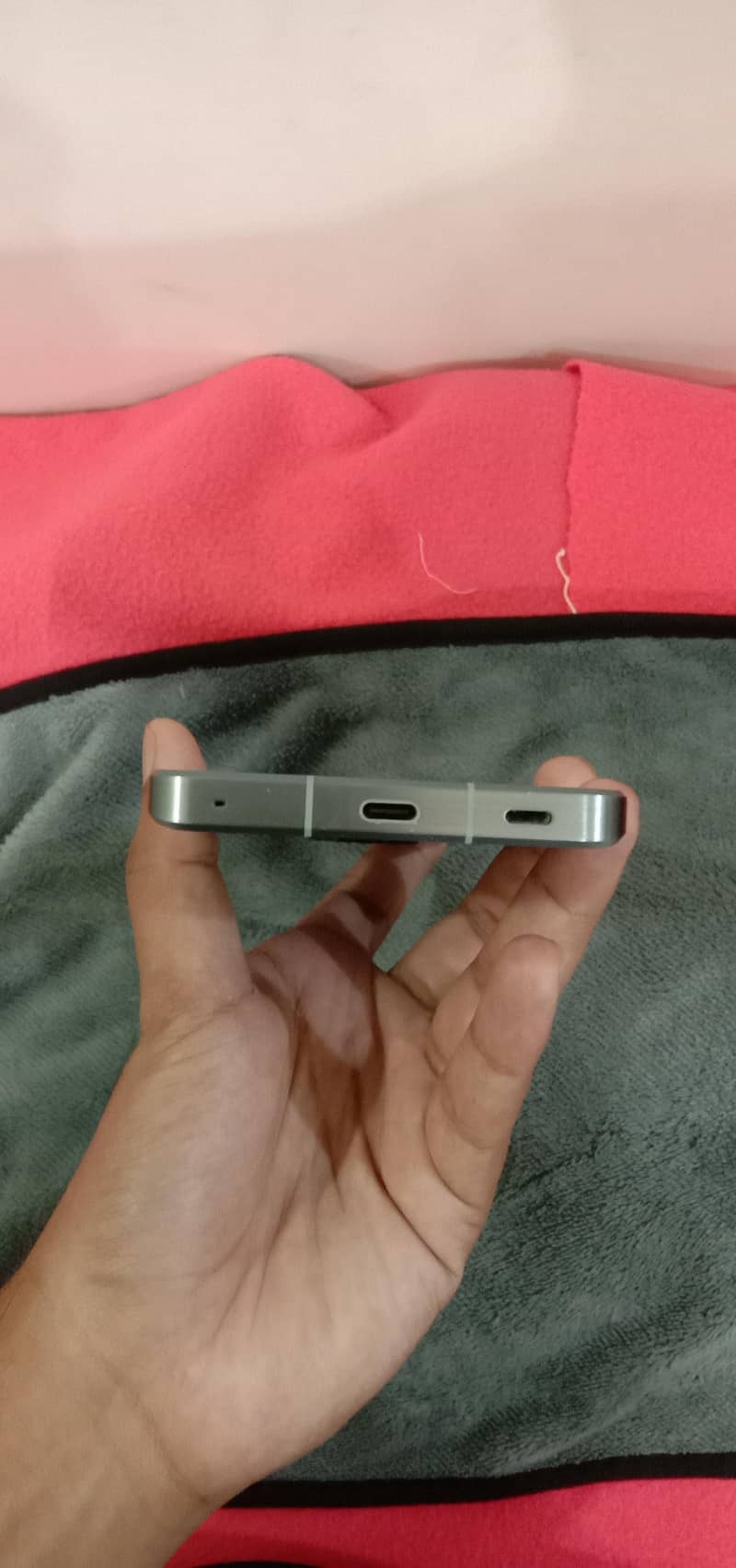 Sharp Aquos R5G 2