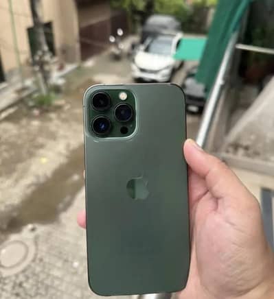 iPhone 13 Pro Max (128GB) | 89% Battery Health | Condition 10/10