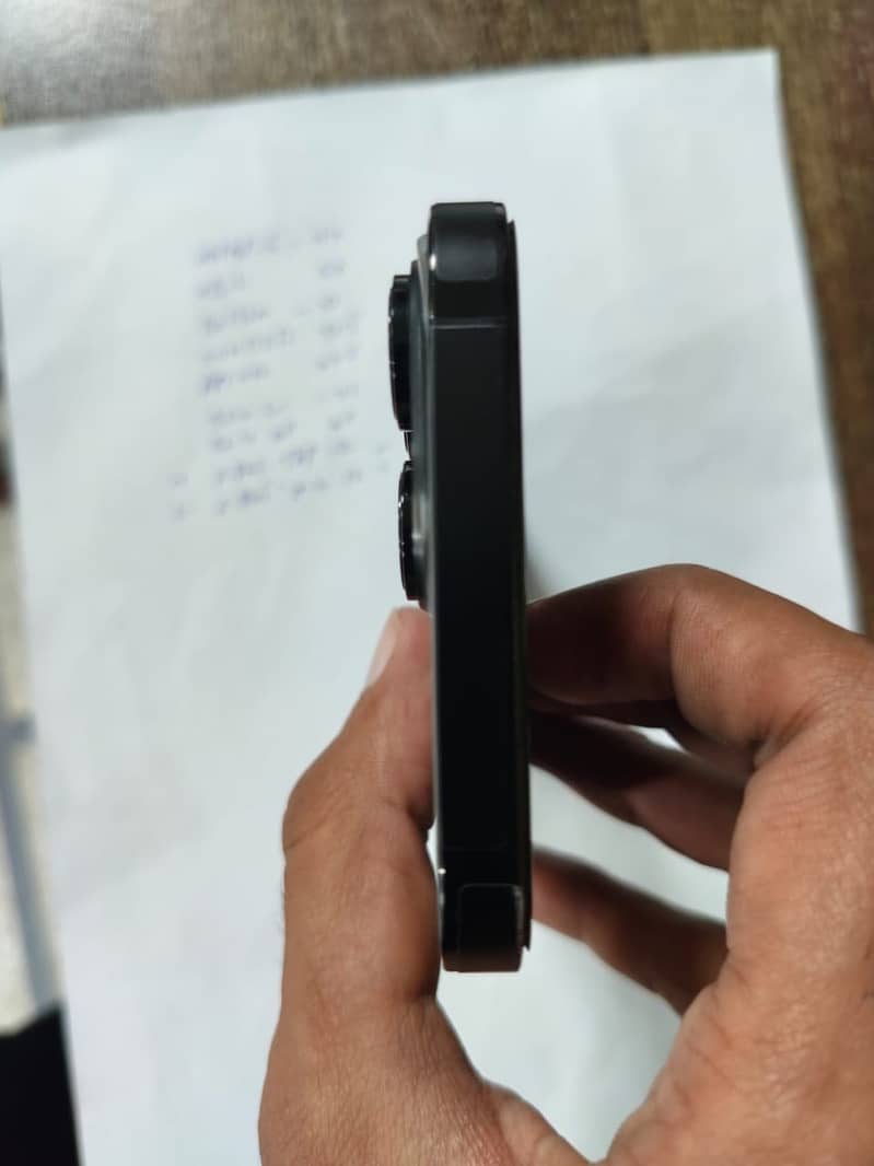 Apple iPhone 14 Pro Max 0
