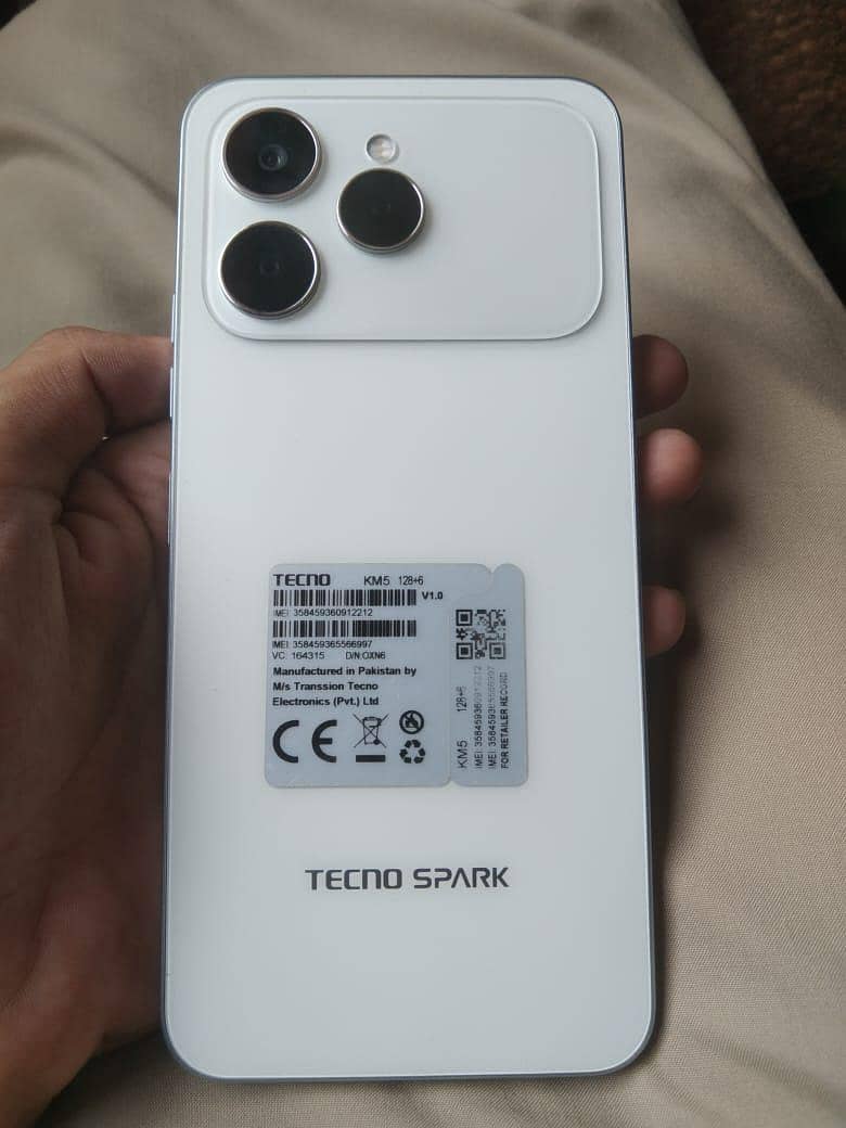 Tecno Spark 40 0