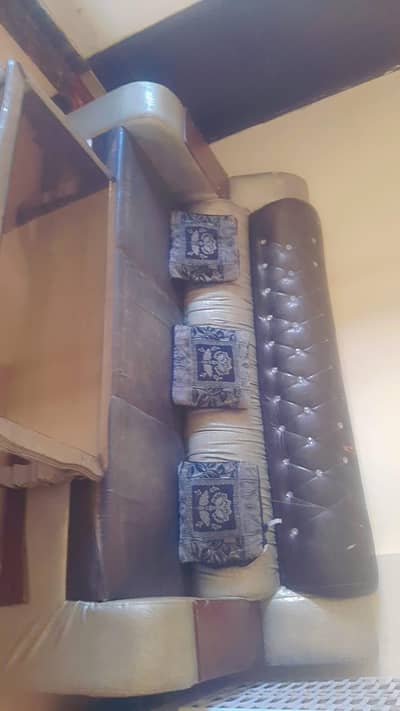 three seater 2 seatee one seater set sofa new foam bus poshish demage