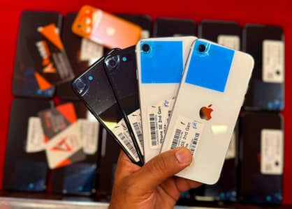 Apple iPhone SE Official Pta Approved 2020 64GB