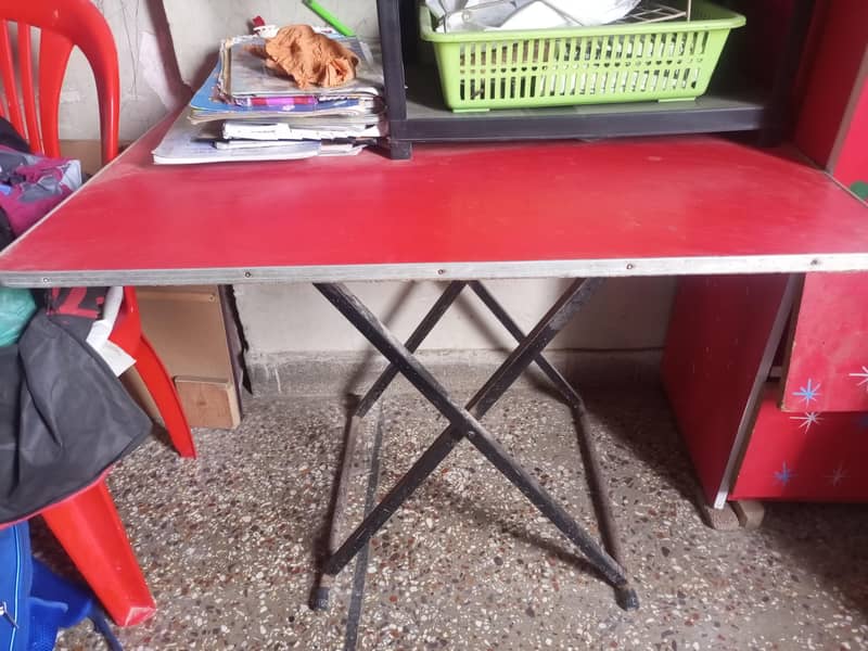 folding table 0