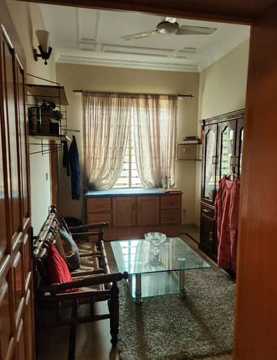 30*60 Well-Maintained 7 Marla House In Prime G-13 Islamabad