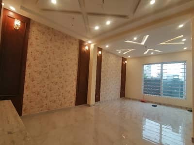 Prime Location House Of 5 Marla Available For Sale In New Lahore City - Phase 2