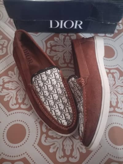 43 number size shoes