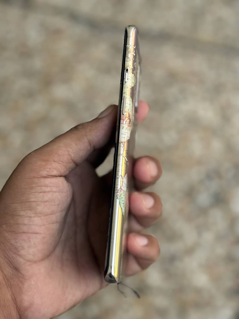 One Plus 8 single line 7