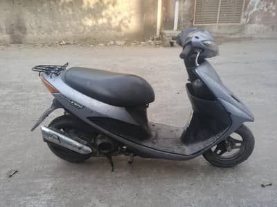 scooty
