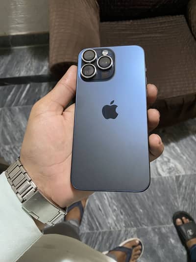 Apple iPhone 15 Pro Max