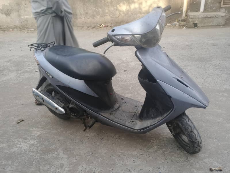 scooty 2