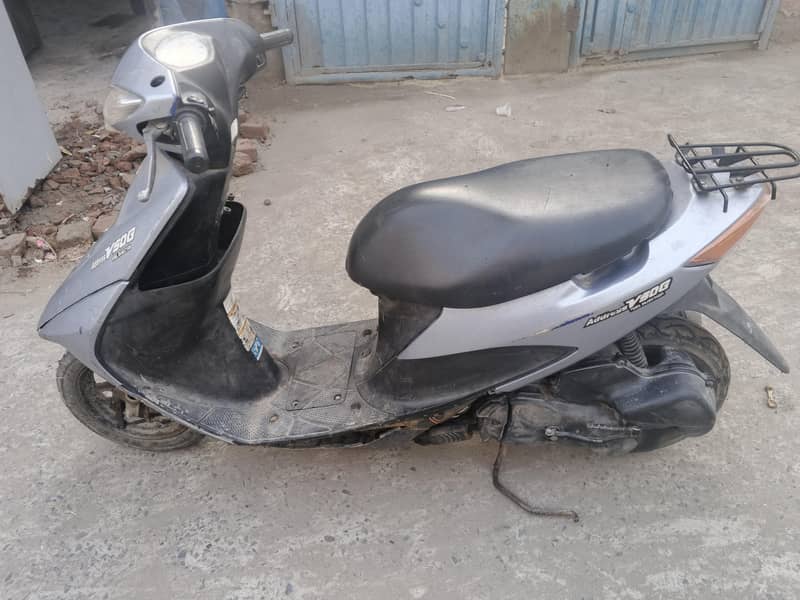 scooty 5