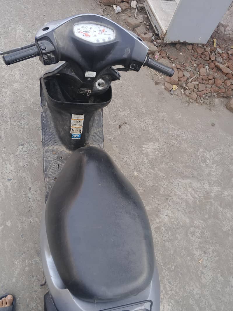 scooty 7