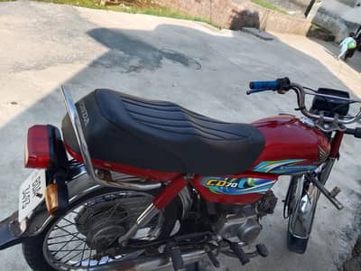 Honda bike red color cadition 10.9