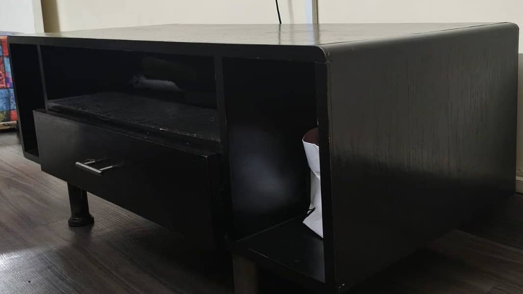 LED table 1