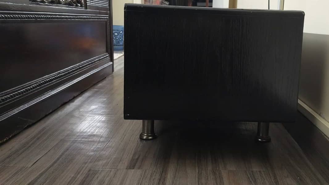 LED table 2