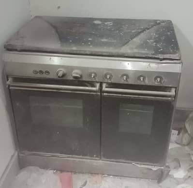 Electric and Gas cocking range